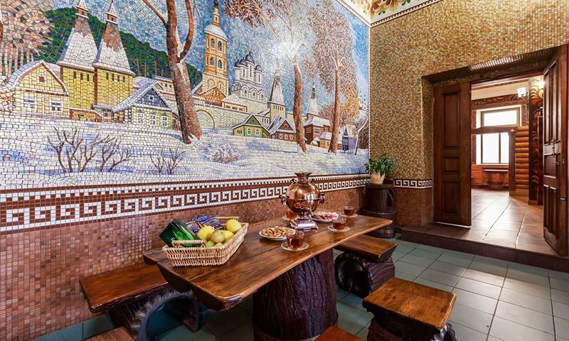 Измайловские бани Москва — интерьер зала с мозаикой