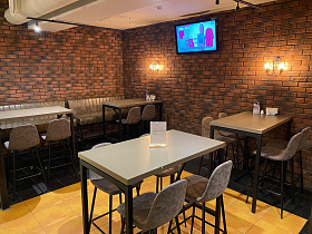 Бир Хеванс на Расковой, вид 1