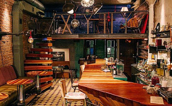 Dictatura Estetica (Dictatorship of Aesthetics), вид 2