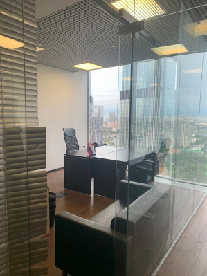 Office in the Federation Tower 95 m² on the 27th floor, вид 1