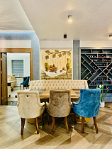 Ван Холл, вид 2