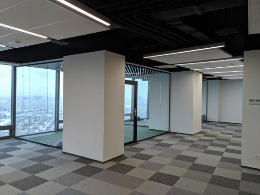 Office in the Federation Tower 88 m² on the 57th floor, вид 1