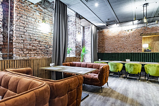 Метехи в Орликовом переулке, вид 2