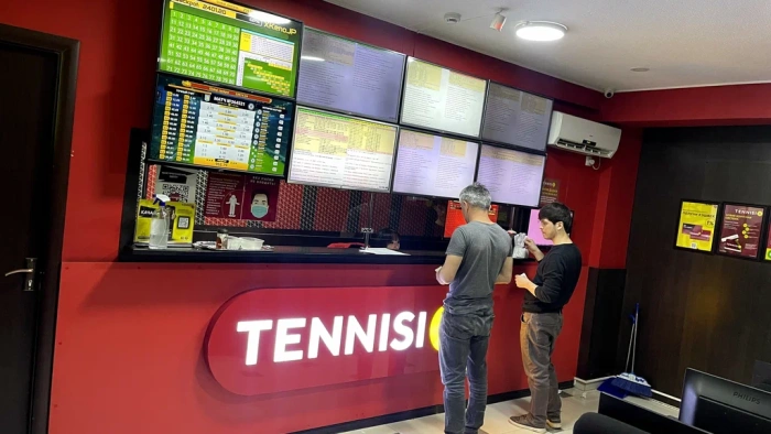 Tennisi, вид 2