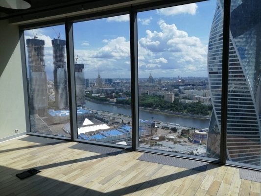 Office in the Federation Tower 75 m² on the 32nd floor, вид 1