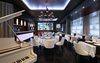 1812 на Кутузовском, вид 1