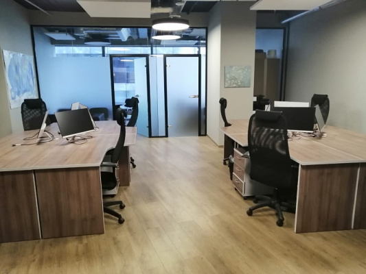 Office in the Federation Tower 76 m² on the 52nd floor 2, вид 1