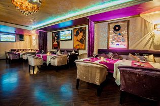 Аморет на Бауманской, вид 1