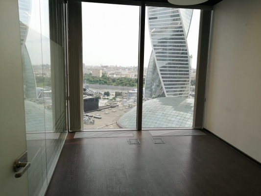 Office in the Federation Tower 86.5 m² on the 17th floor, вид 2
