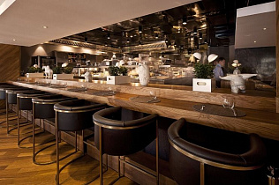 Selfie (Сэлфи), вид 3