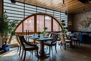 Peshi в Охотном Ряду, вид 1