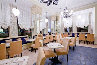 Блан де Блан на Люсиновской, вид 1