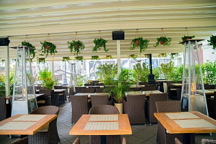 Чехов на Камергерском переулке, вид 2