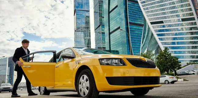 Таксисты столицы избегают поездок в «Москва-Сити» из-за изменений в правилах