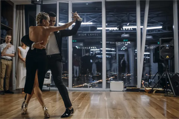 High Level Club, вид 2