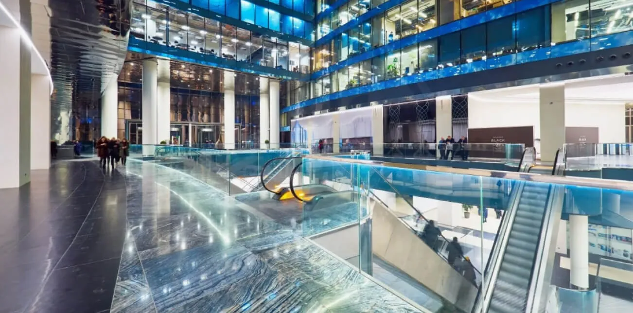 Record-breaking decline in retail space vacancy in Moscow City