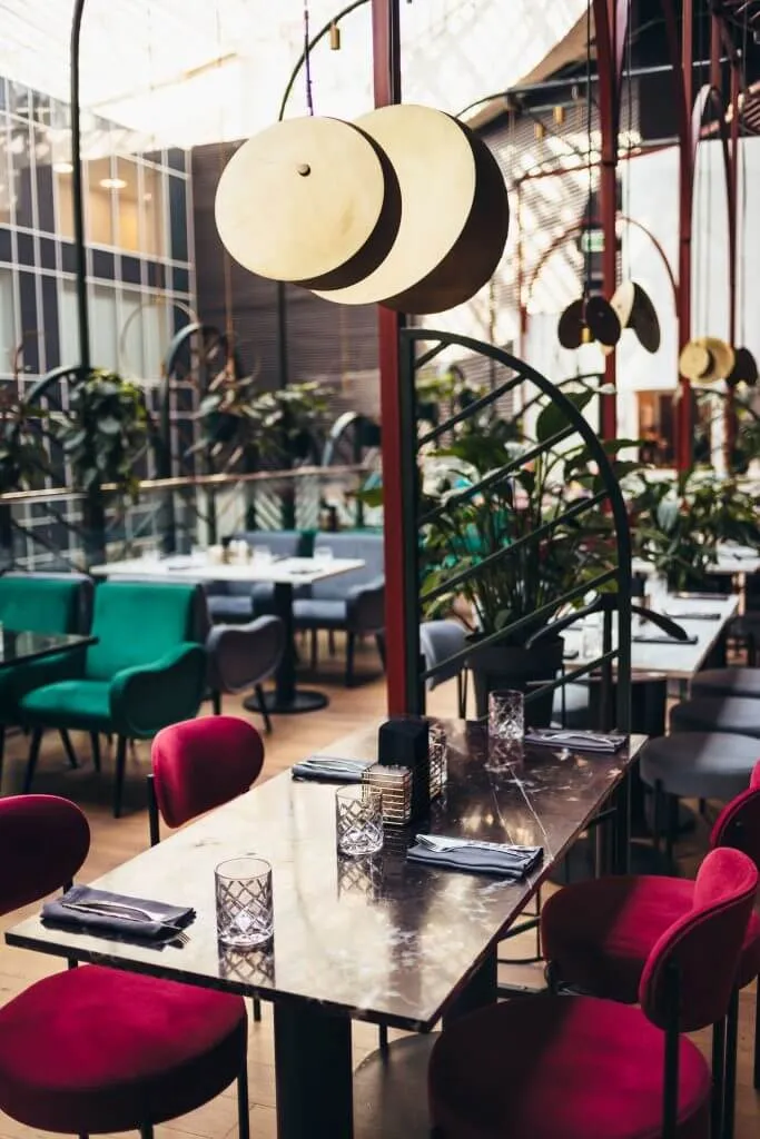 True Cost Bar & Grill, вид 9