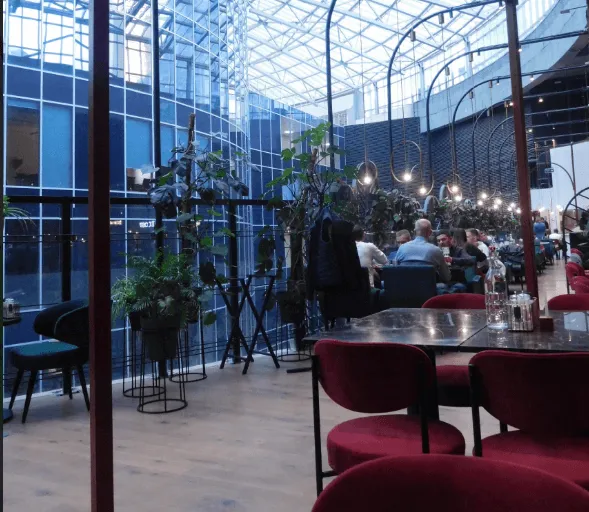 True Cost Bar & Grill, вид 5