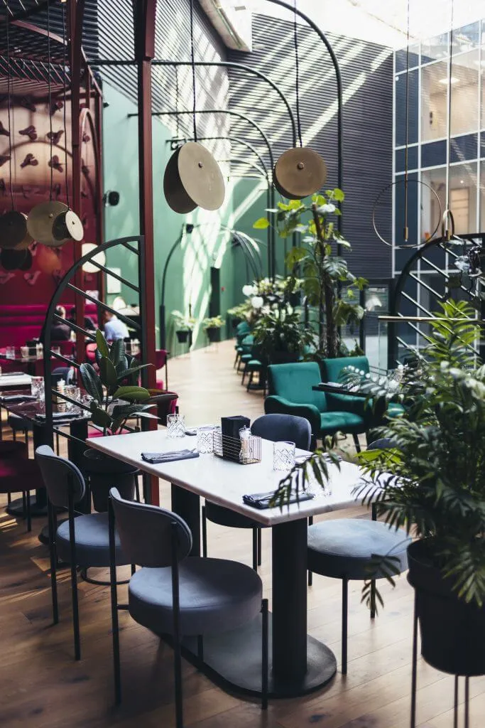 True Cost Bar & Grill, вид 8