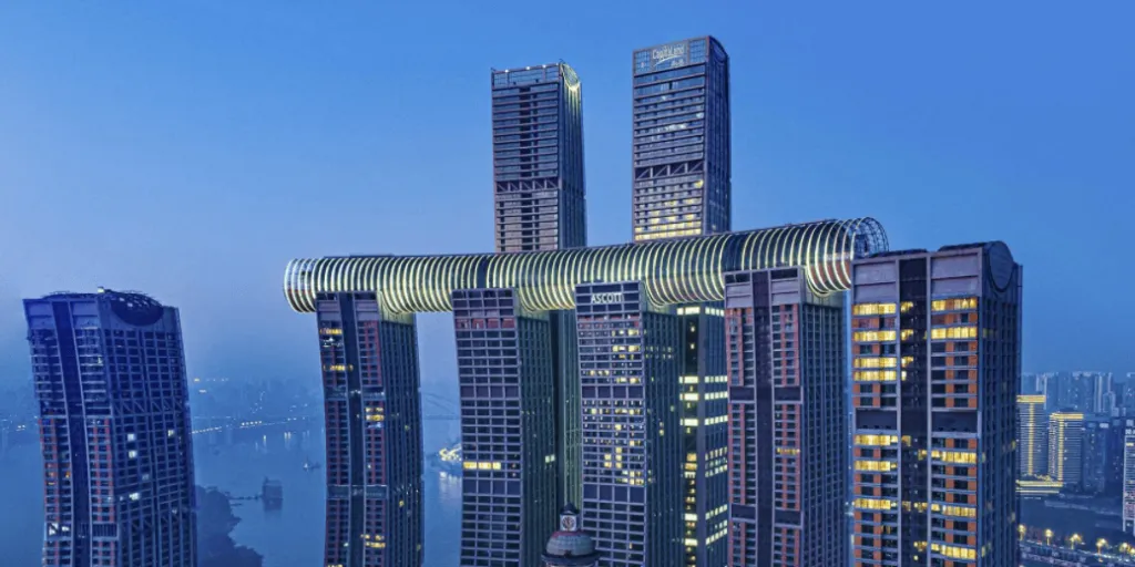 горизонтальные небоскребы Китая Raffles City Chongqing