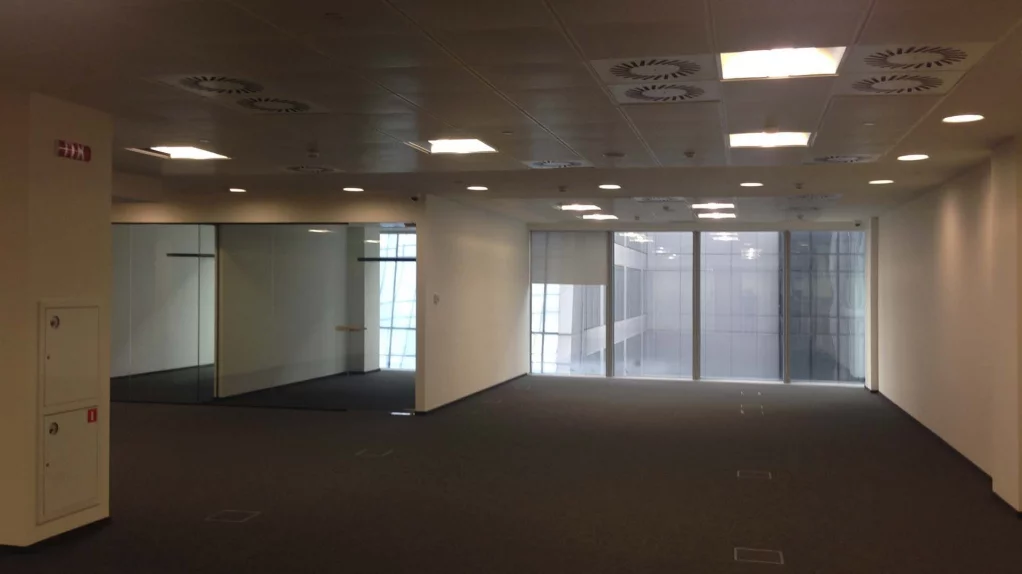 Офис в башне «Город Столиц» , 608 м² на 12 этаже, вид 2