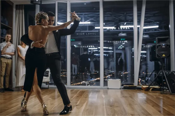 High Level Club, вид 2